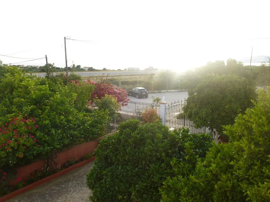 Dimitra Apartments & Studios Minia