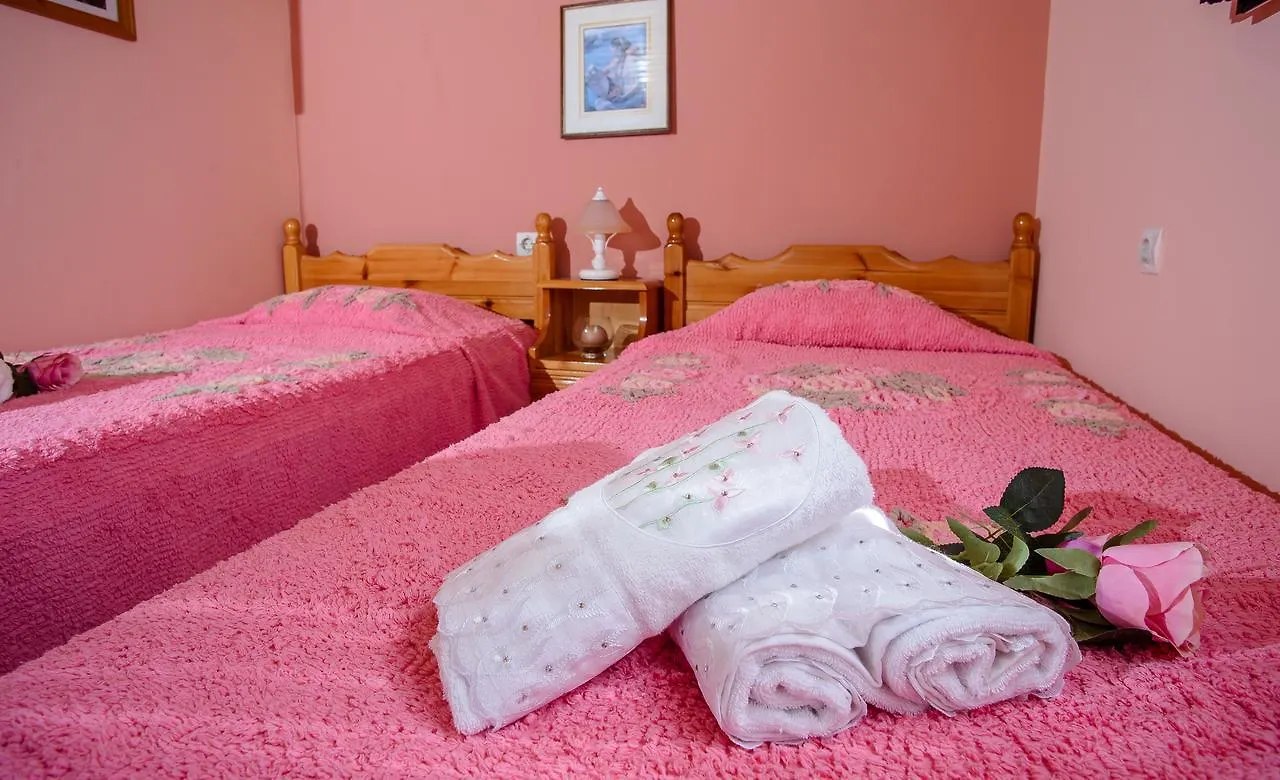 Dimitra Apartments & Studios Minia
